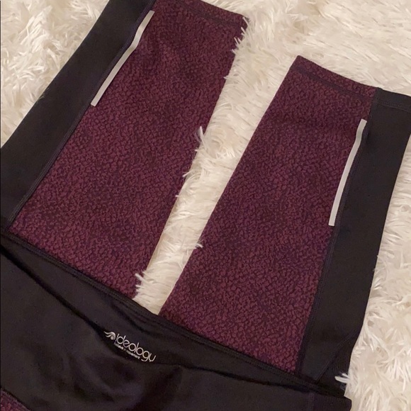 IDEOLOGY Maroon and Black Workout Leggings - Picture 4 of 6
